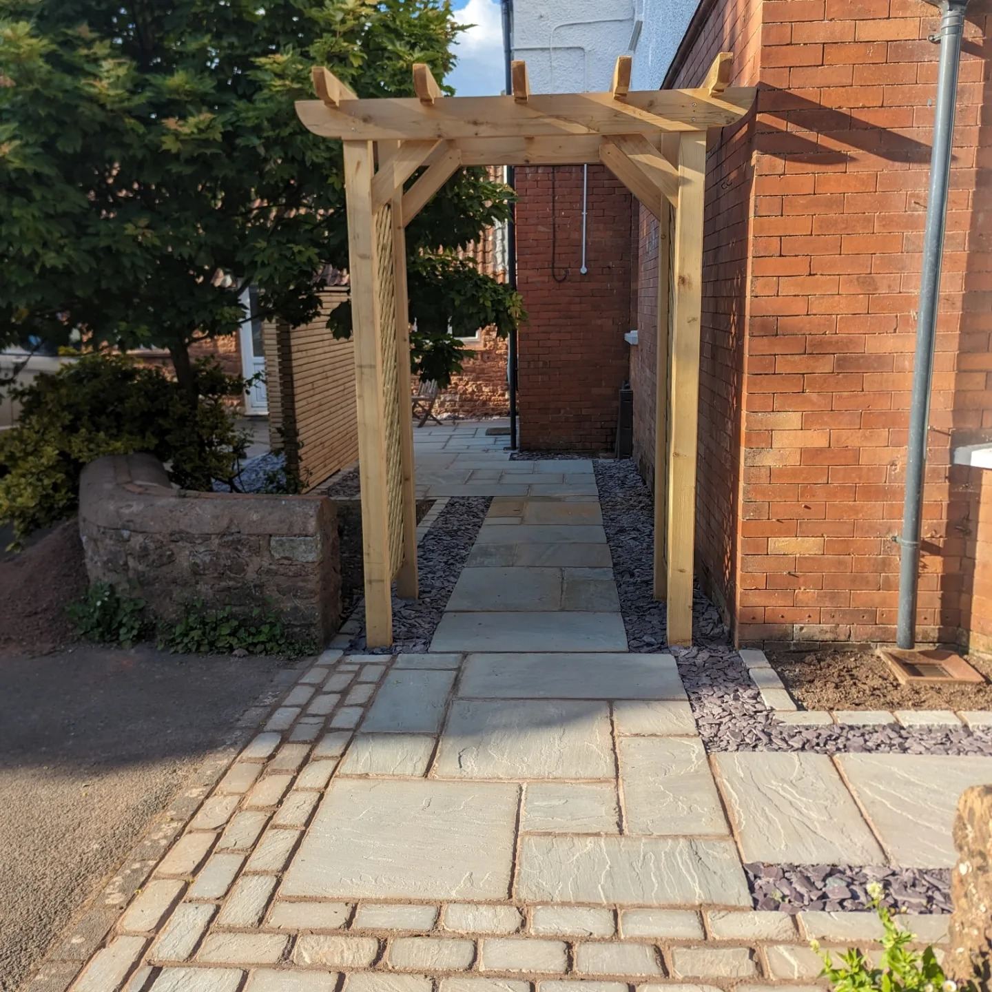 A completed Robin's Garden project